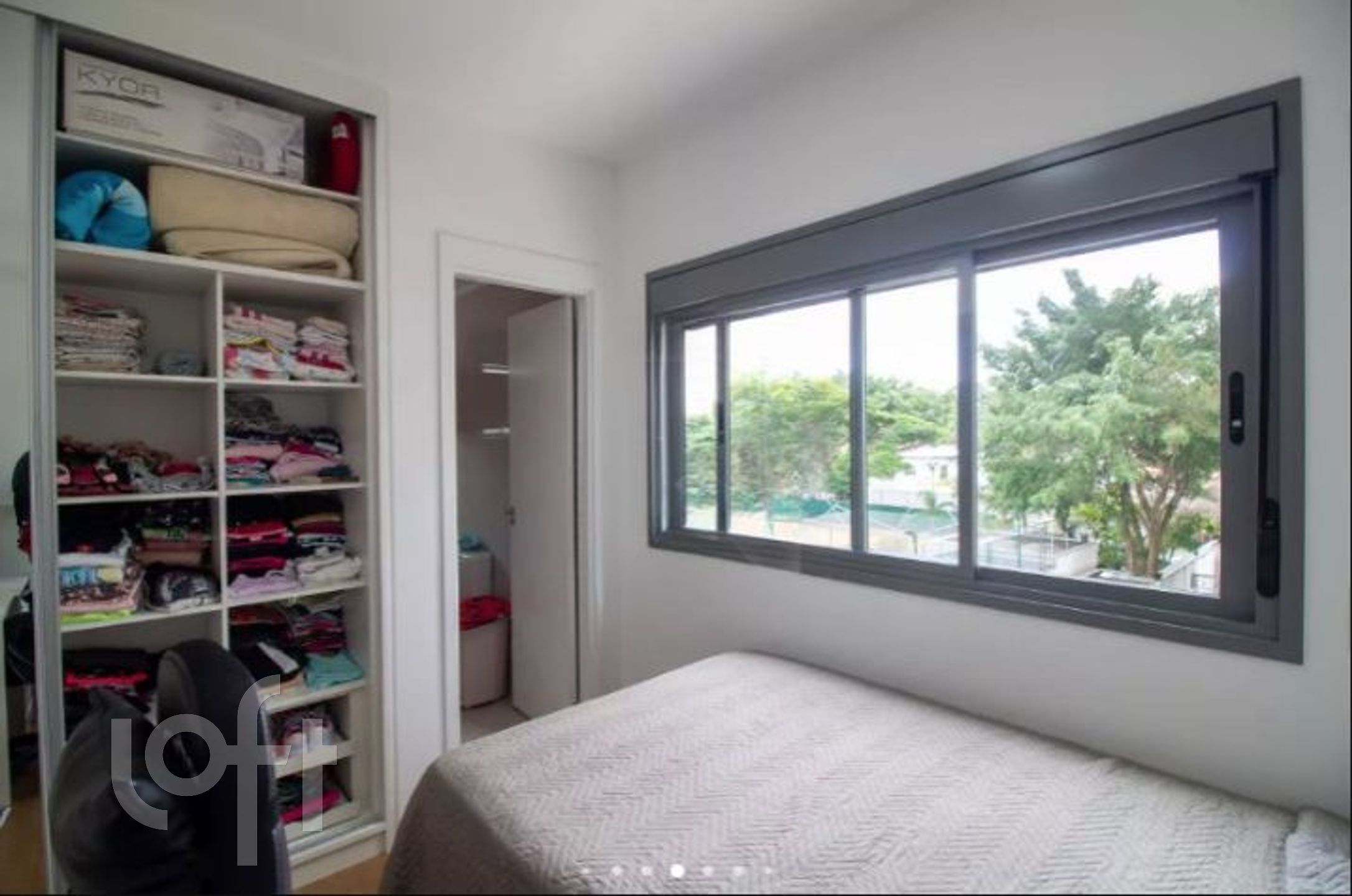 Apartamento à venda com 3 quartos, 180m² - Foto 12