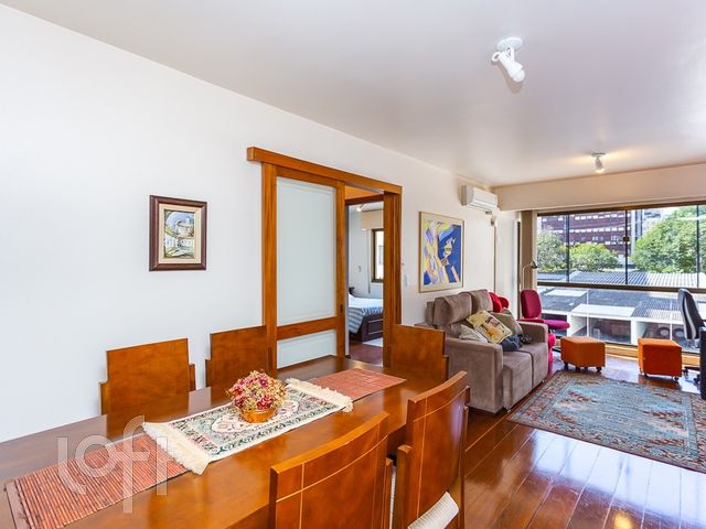 Apartamento com 80m², 2 dormitórios, 1 vaga, Menino Deus em Porto Alegre