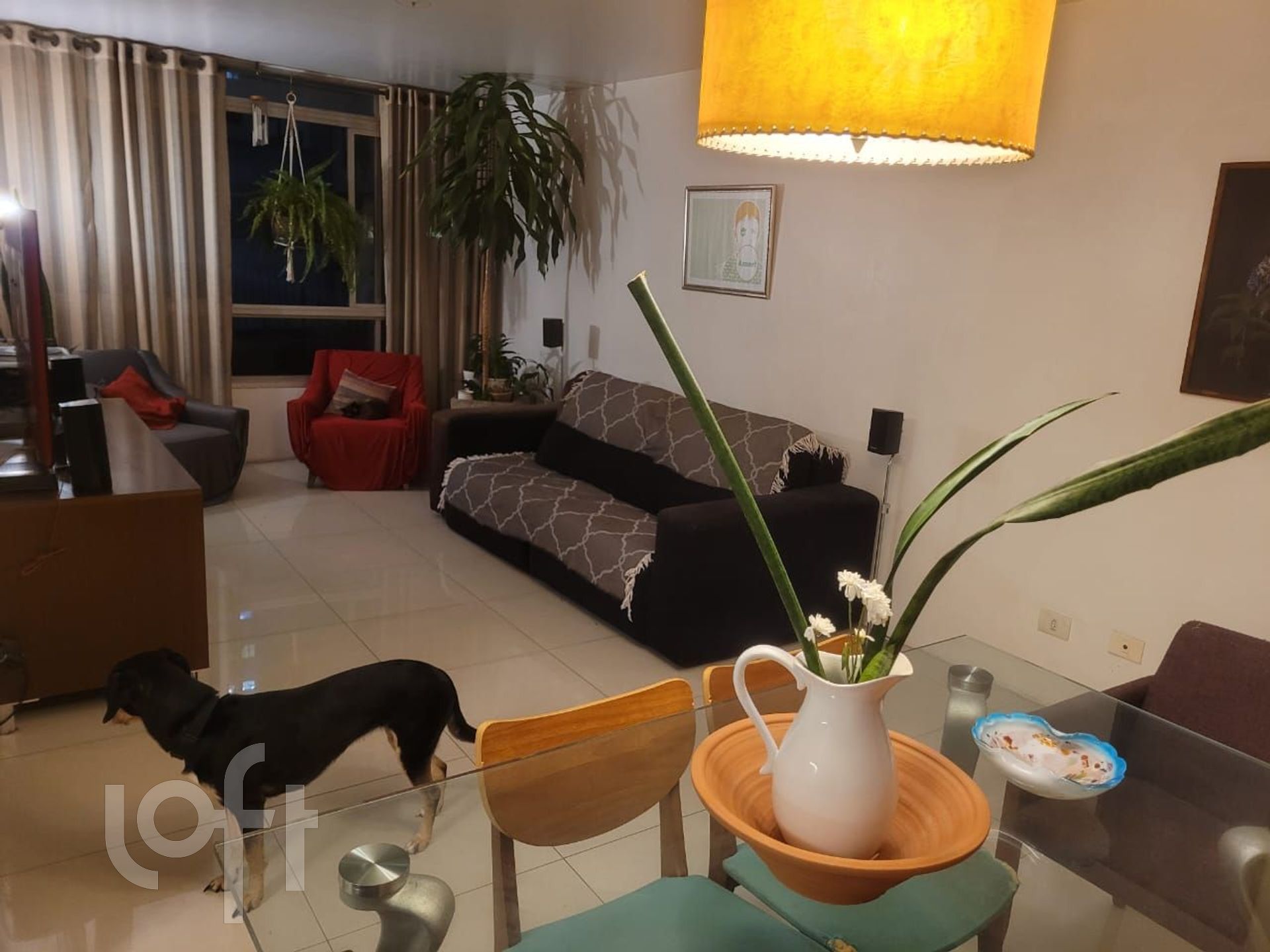 Apartamento à venda com 2 quartos, 105m² - Foto 2