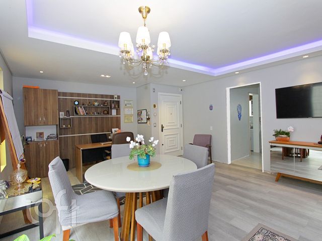 Apartamento com 123m², 3 dormitórios, 1 suíte, 1 vaga, Petrópolis em Porto Alegre