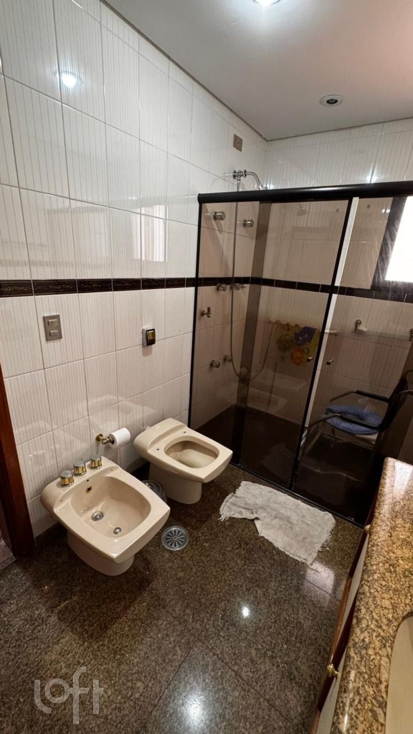 Apartamento à venda com 4 quartos, 200m² - Foto 30