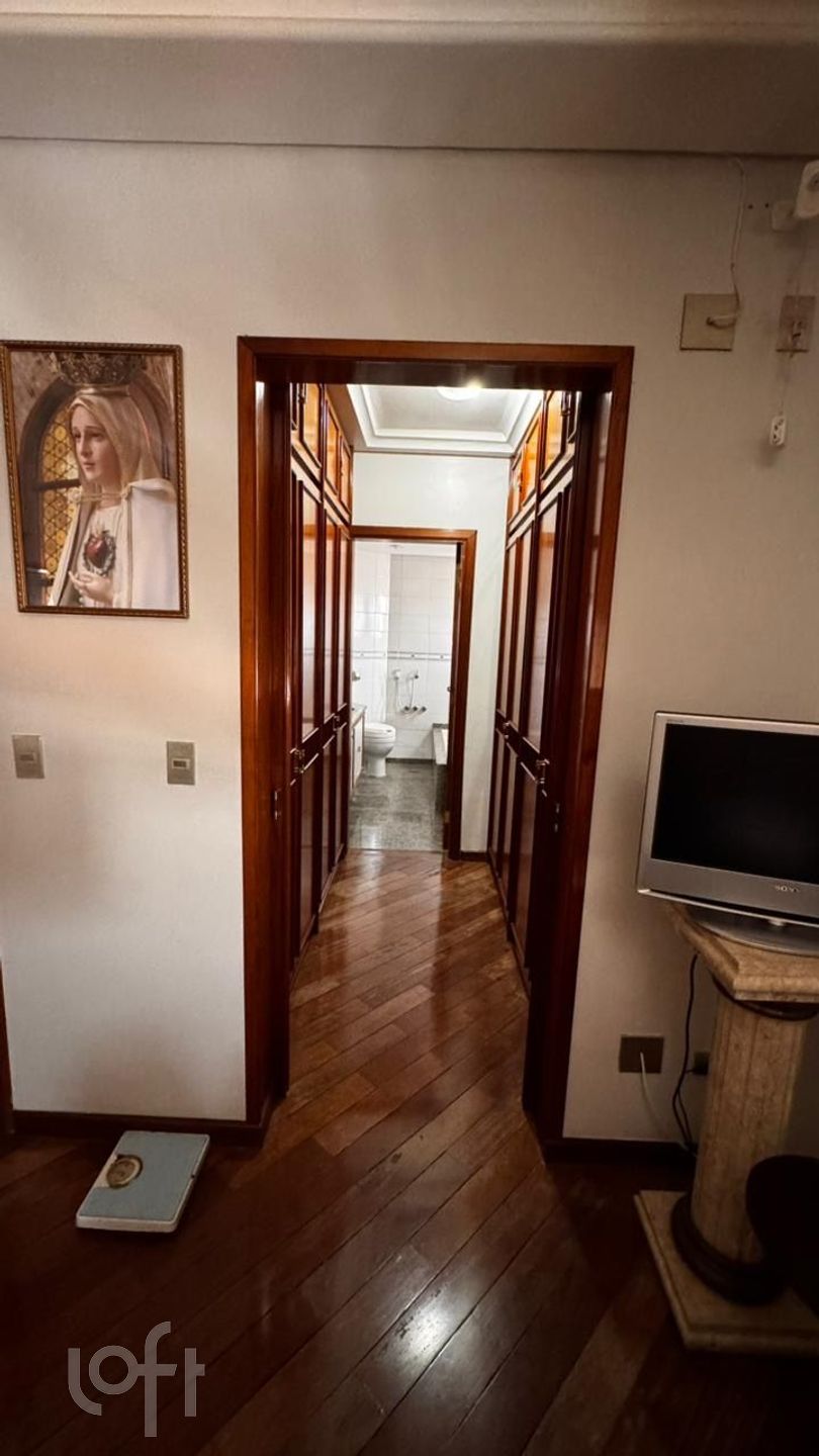 Apartamento à venda com 4 quartos, 200m² - Foto 28