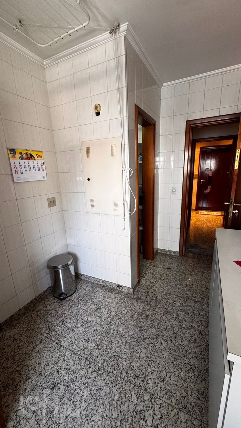 Apartamento à venda com 4 quartos, 200m² - Foto 13