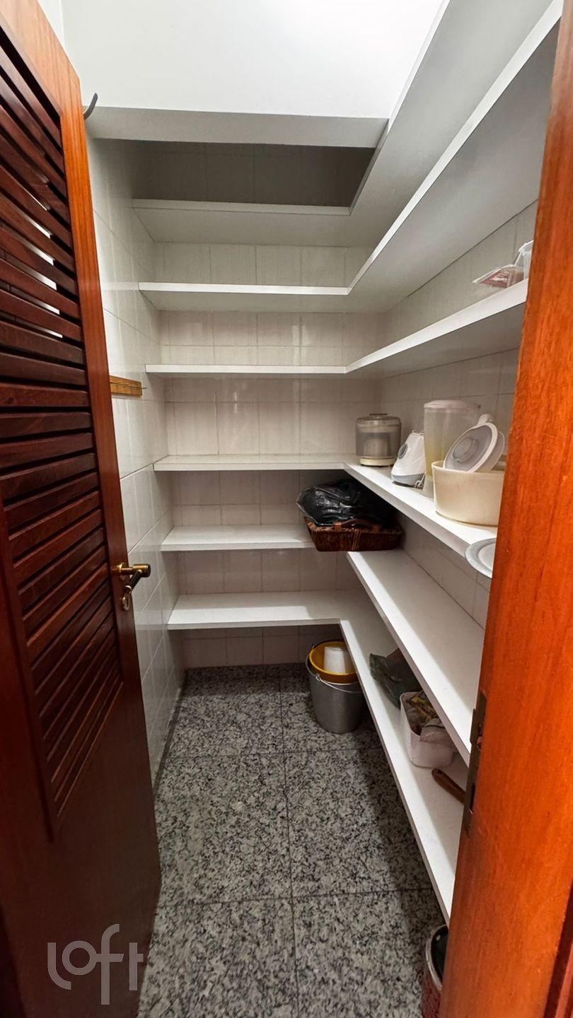 Apartamento à venda com 4 quartos, 200m² - Foto 14