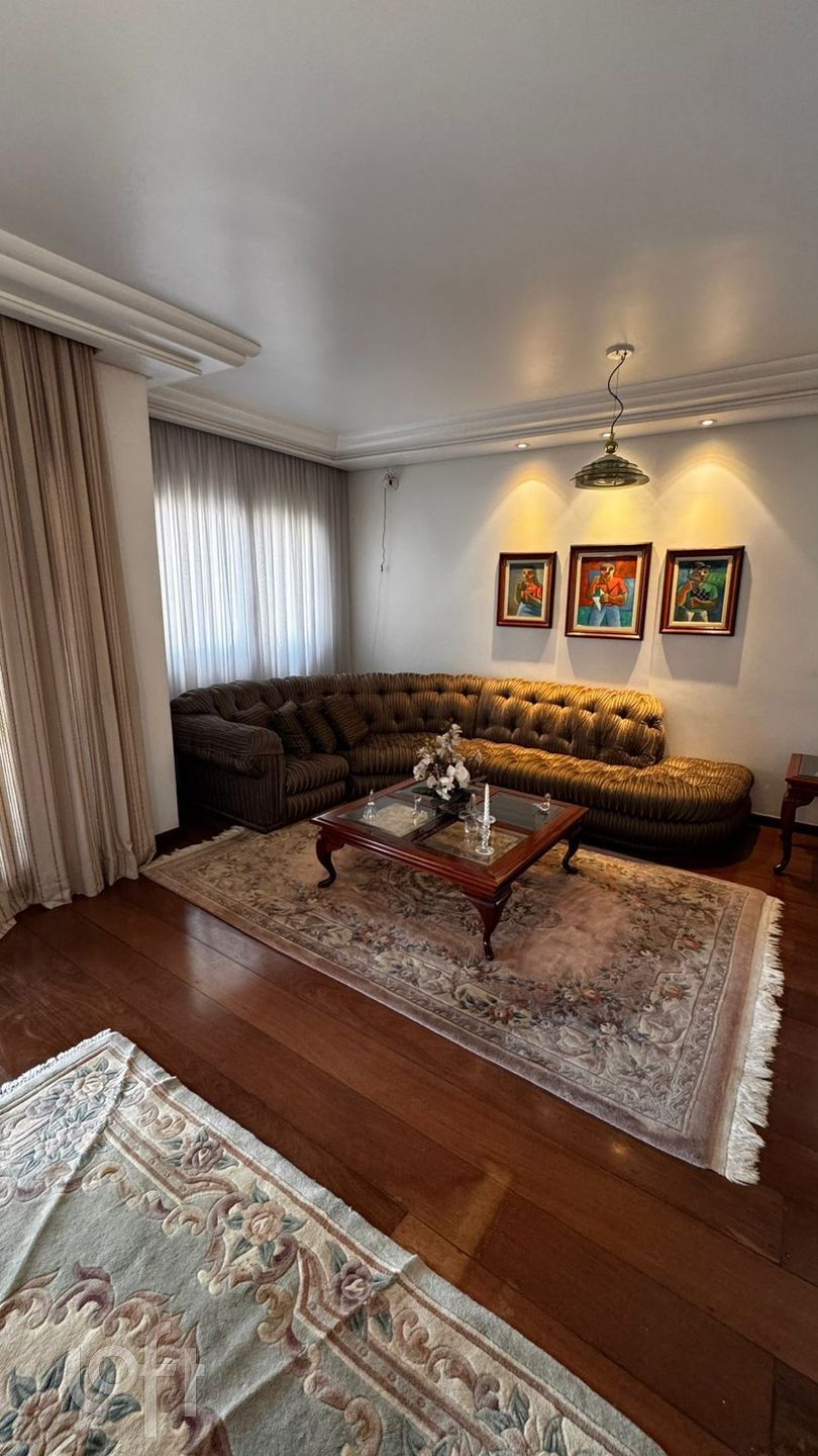 Apartamento à venda com 4 quartos, 200m² - Foto 4