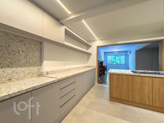 Apartamento com 127m², 3 dormitórios, 1 vaga, Santana em Porto Alegre