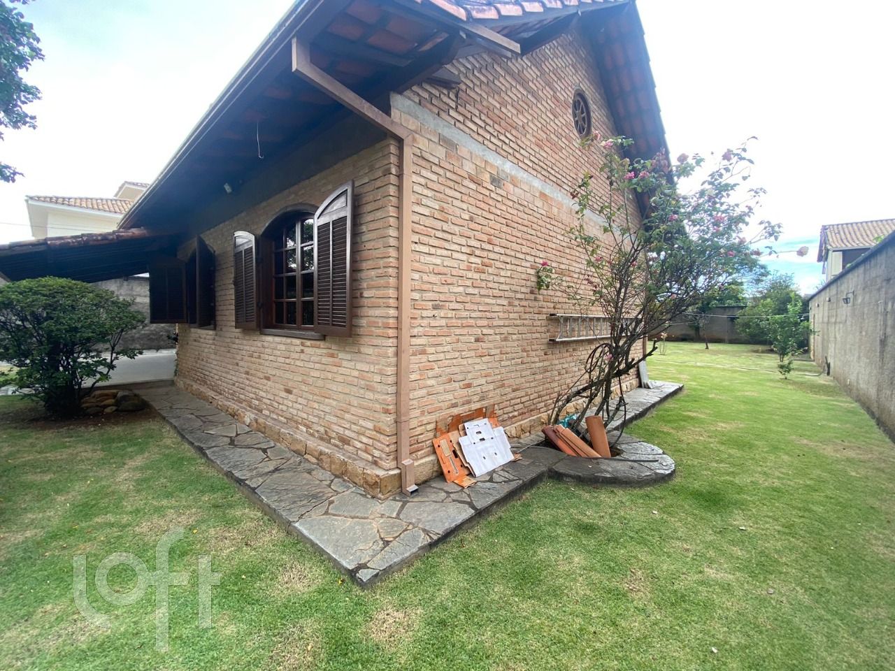 Casa à venda com 4 quartos, 208m² - Foto 12