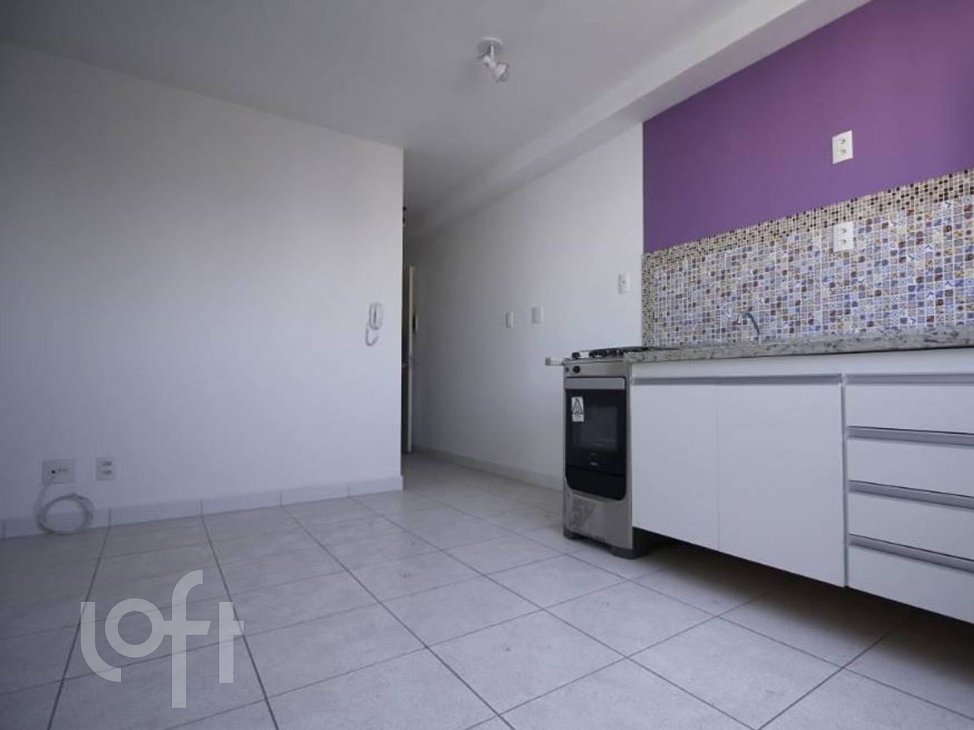 Apartamento à venda com 1 quarto, 33m² - Foto 1