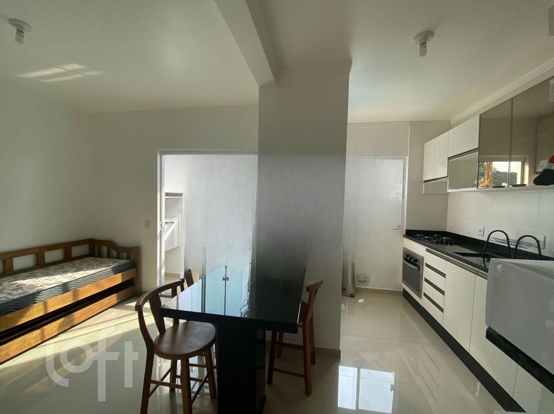 Apartamentos com 75m², 1 quarto, 1 garagem, no bairro Ingleses em Florianópolis