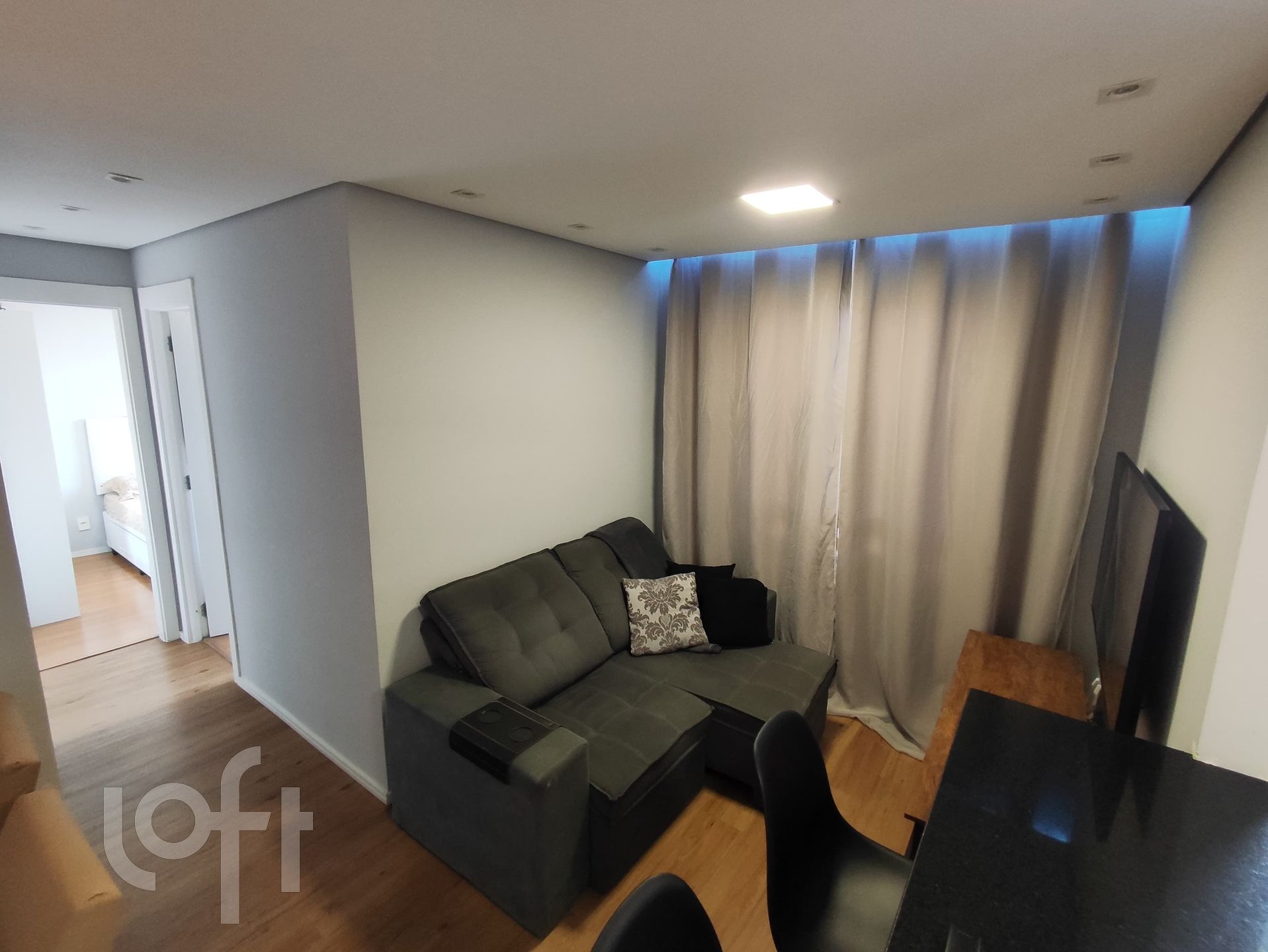 Apartamento à venda com 2 quartos, 40m² - Foto 3