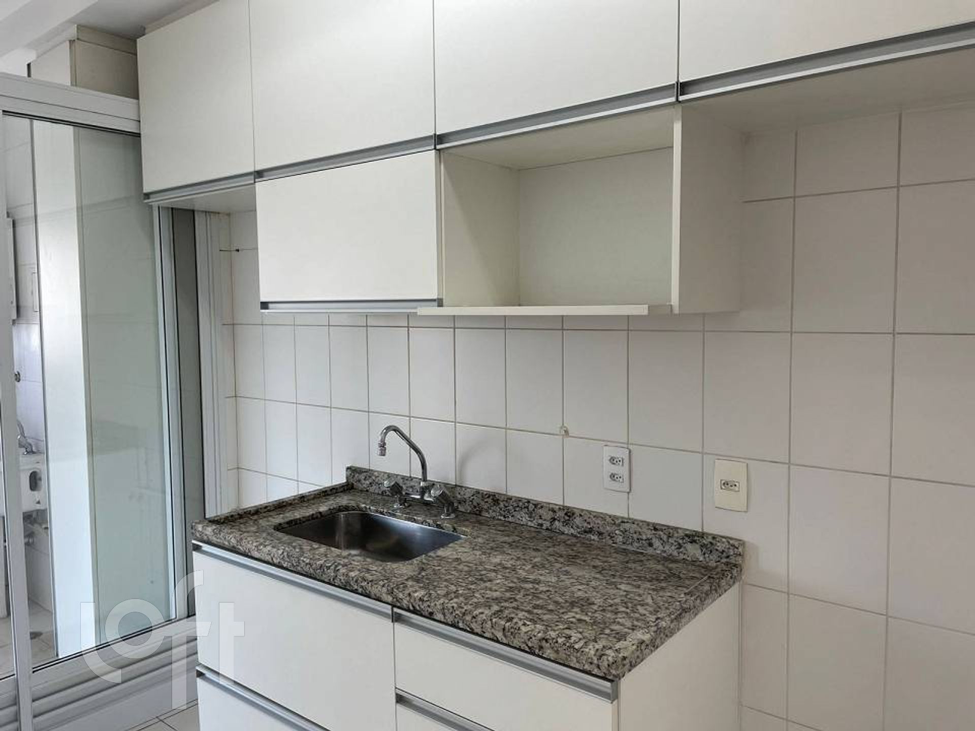 Apartamento à venda com 2 quartos, 66m² - Foto 8