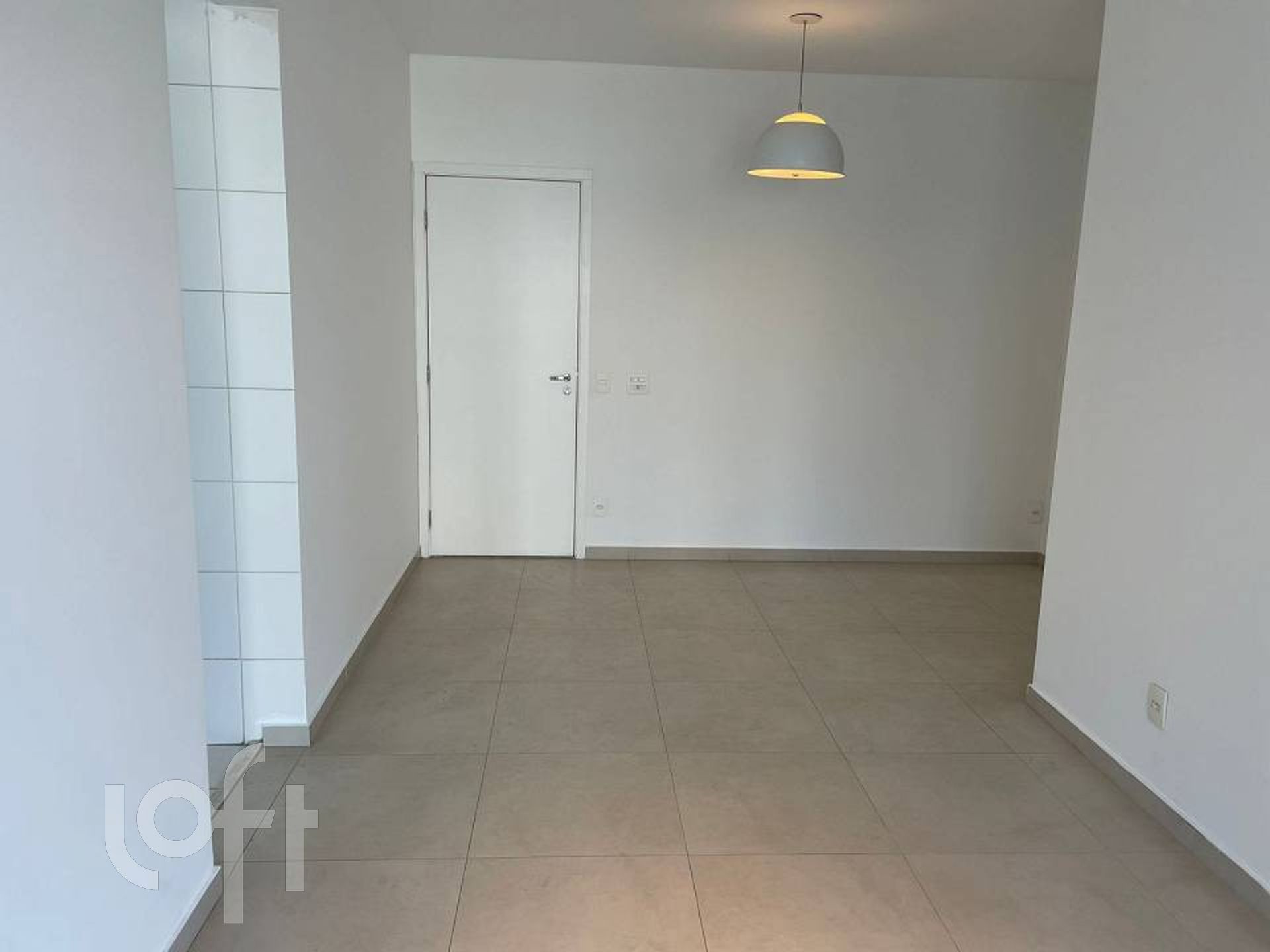 Apartamento à venda com 2 quartos, 66m² - Foto 2