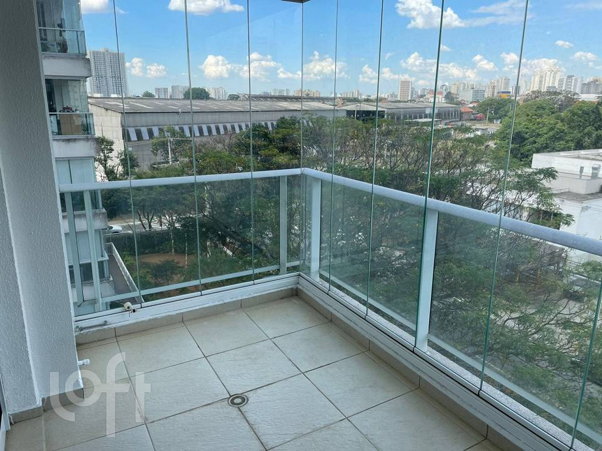 Apartamento à venda com 2 quartos, 66m² - Foto 19