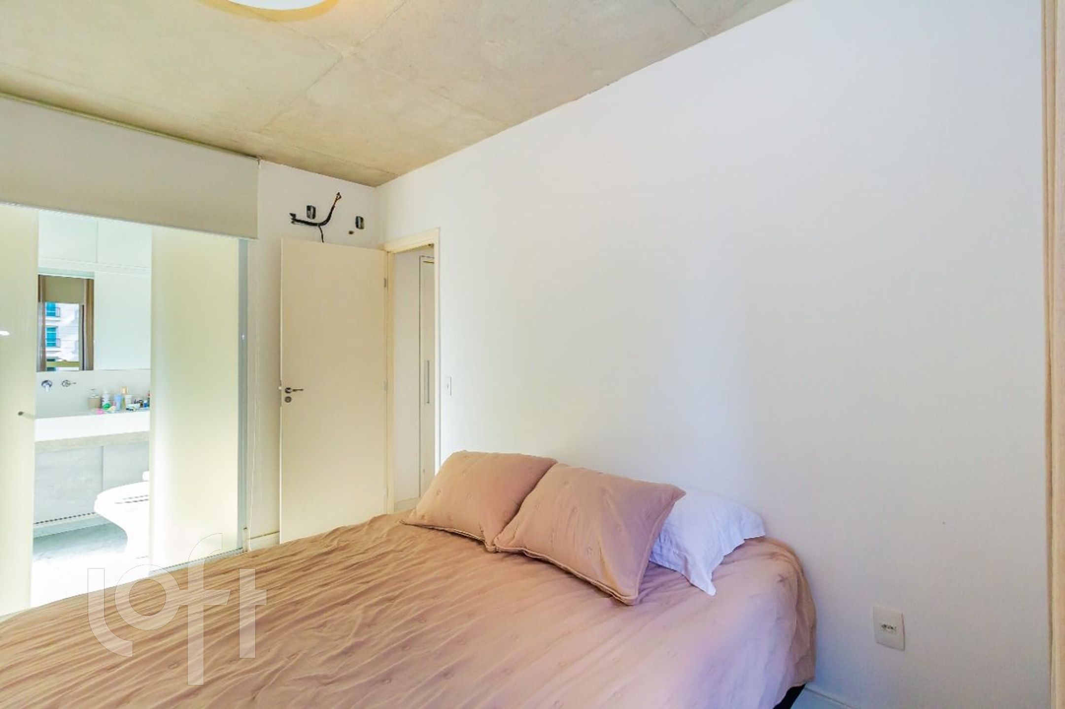 Apartamento à venda com 1 quarto, 70m² - Foto 17