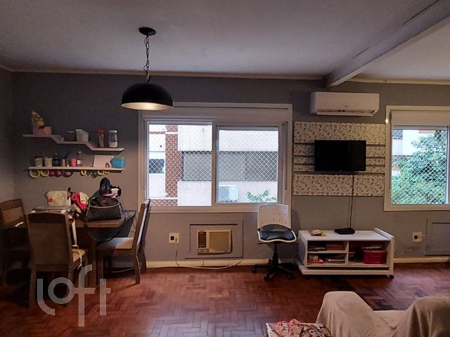 Apartamento com 76m², 3 dormitórios, Rio Branco em Porto Alegre