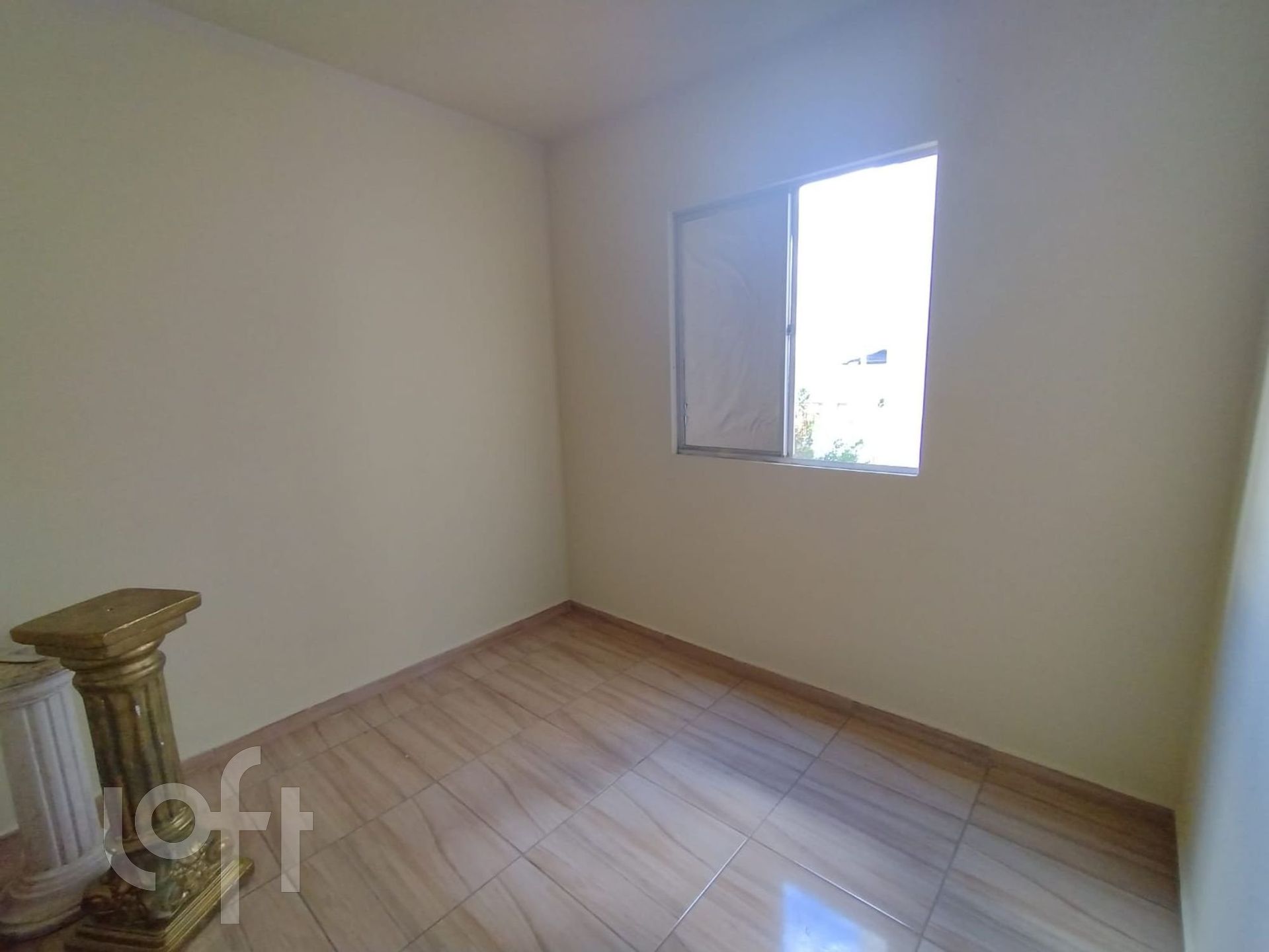 Apartamento à venda com 2 quartos, 47m² - Foto 2