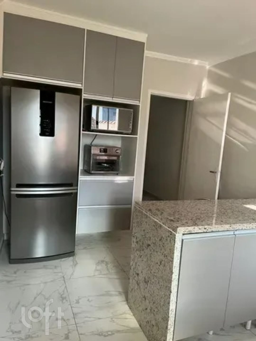 Casa à venda com 2 quartos, 110m² - Foto 2