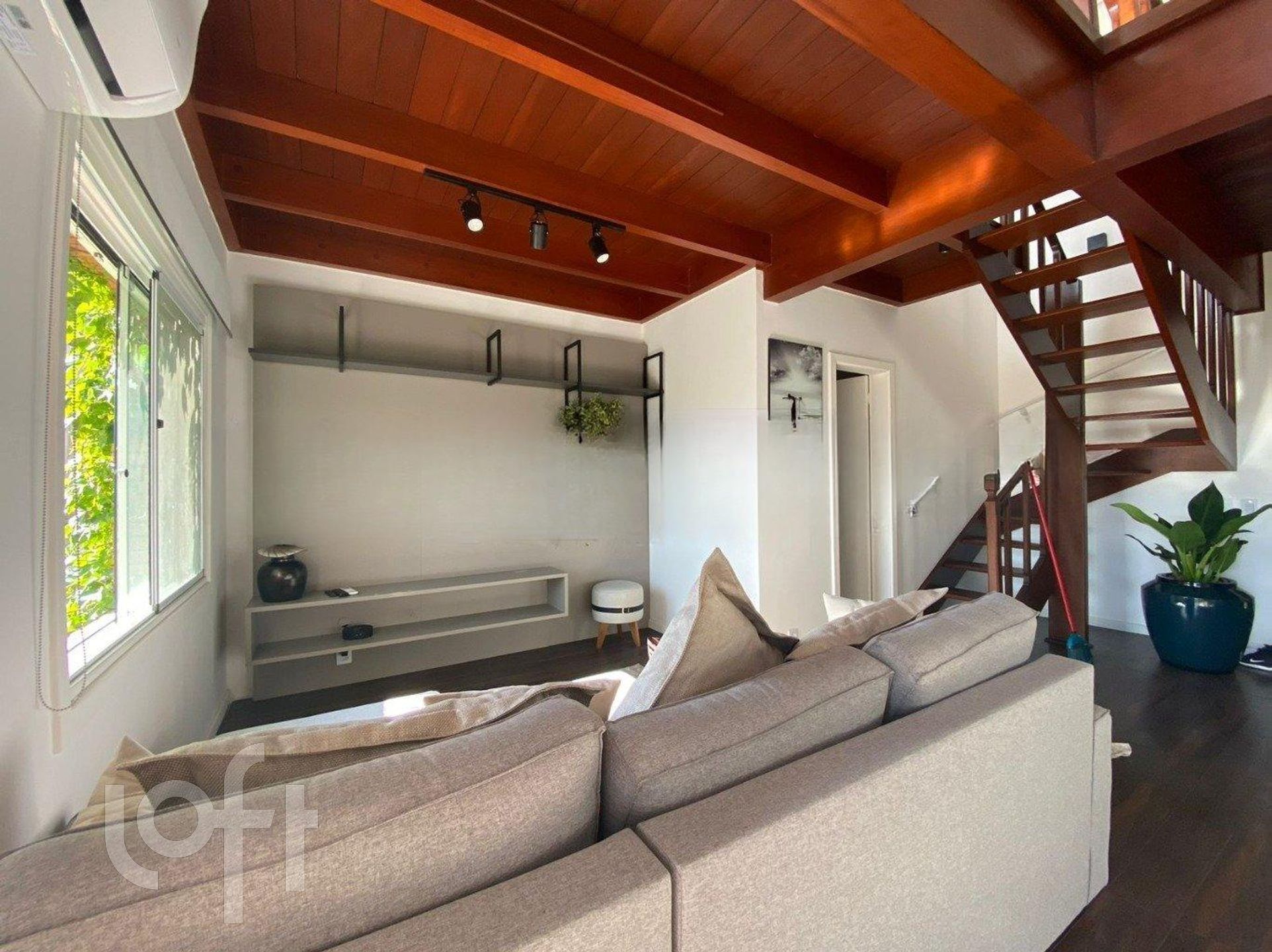 Apartamento com 90m², 1 dormitório, 1 suíte, 1 vaga, Moinhos de Vento em Porto Alegre