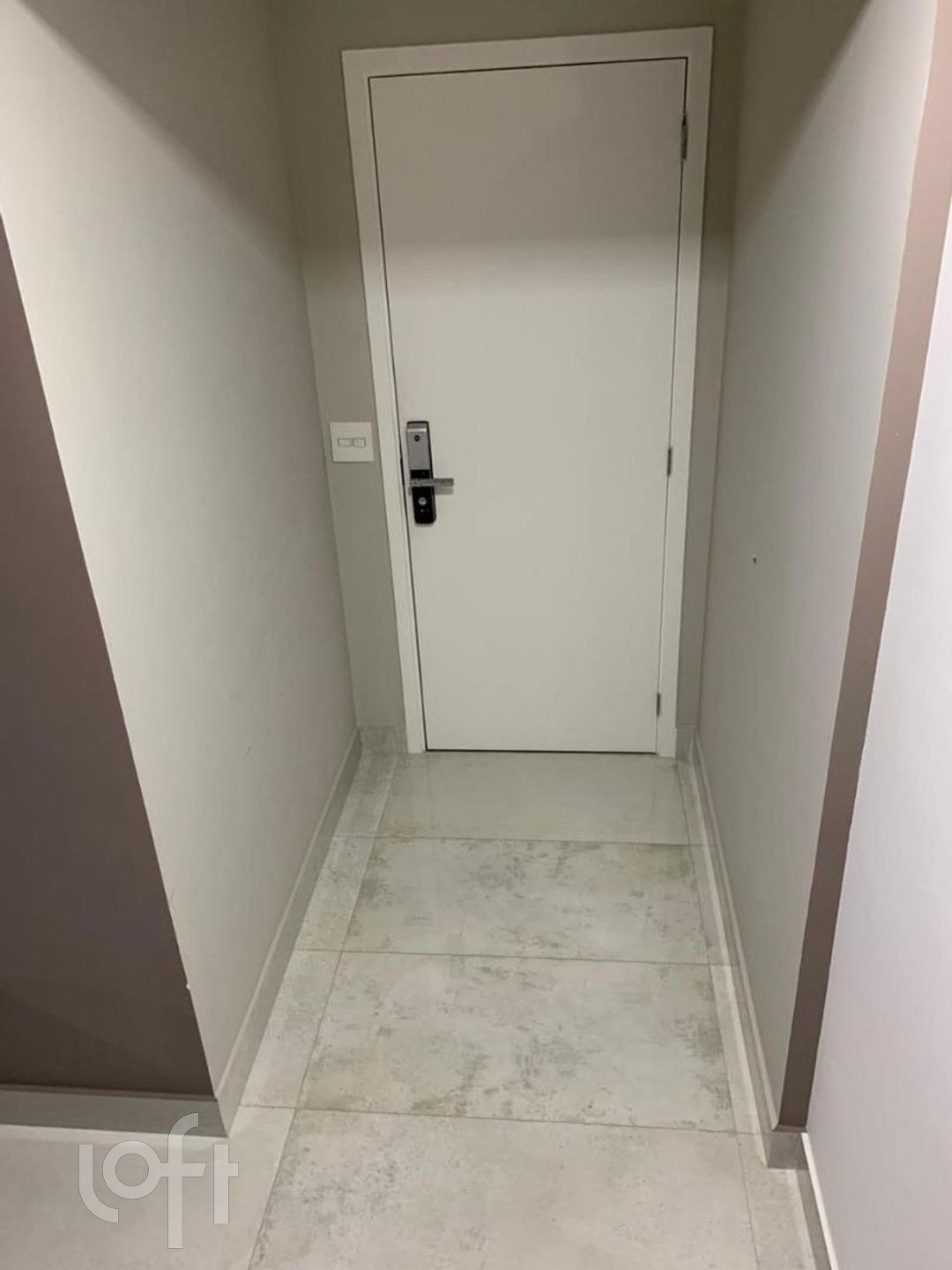 Apartamento à venda com 2 quartos, 79m² - Foto 9