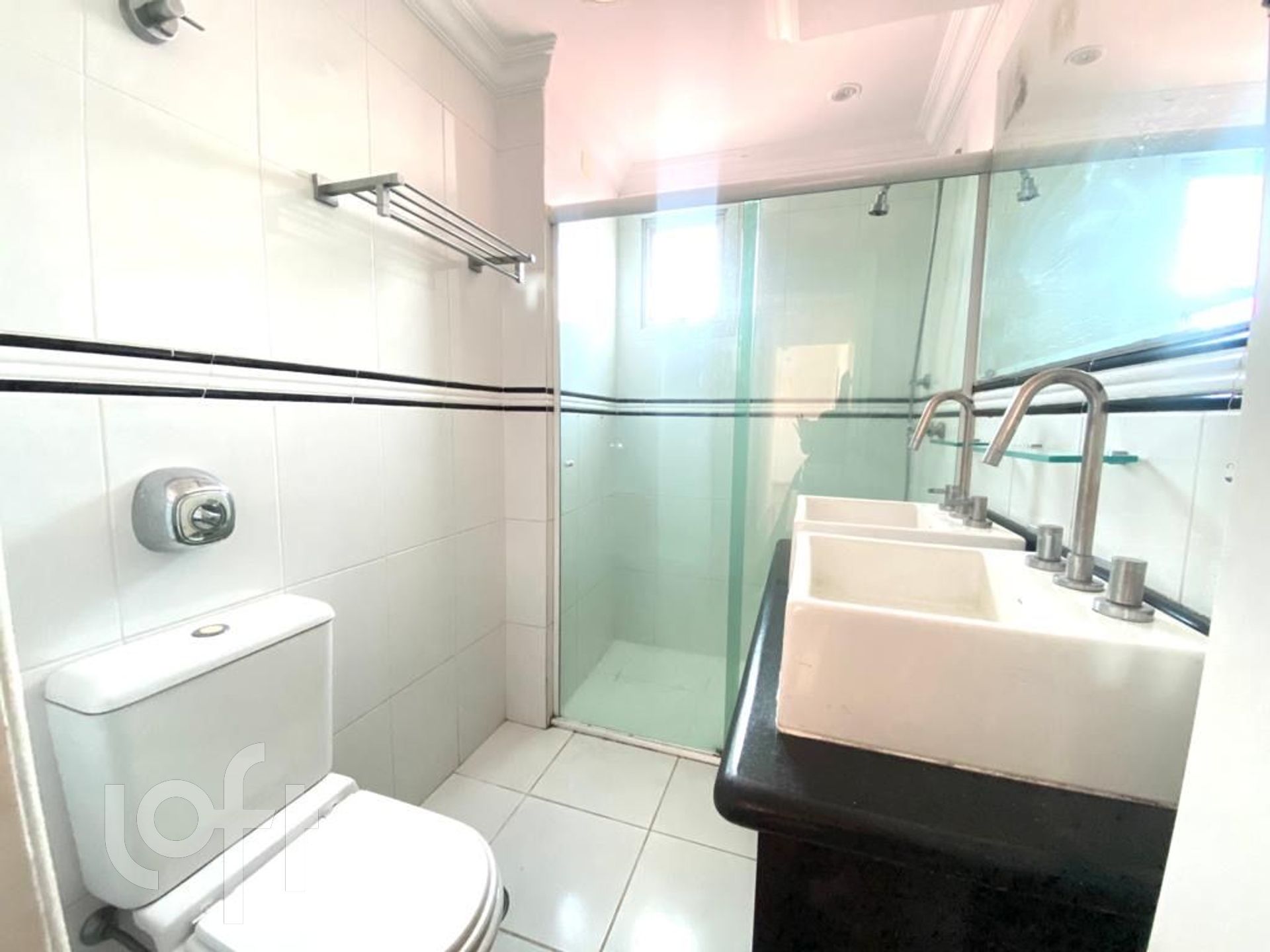 Apartamento à venda com 2 quartos, 69m² - Foto 17