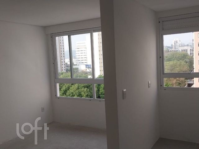 Apartamento com 86m², 3 dormitórios, 1 suíte, 1 vaga, Jardim Botânico em Porto Alegre