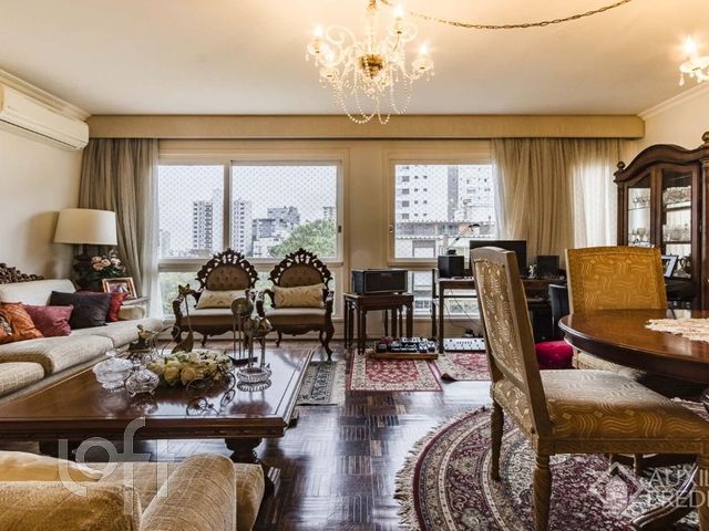 Apartamento com 122m², 3 dormitórios, 1 suíte, 1 vaga, Bela Vista em Porto Alegre