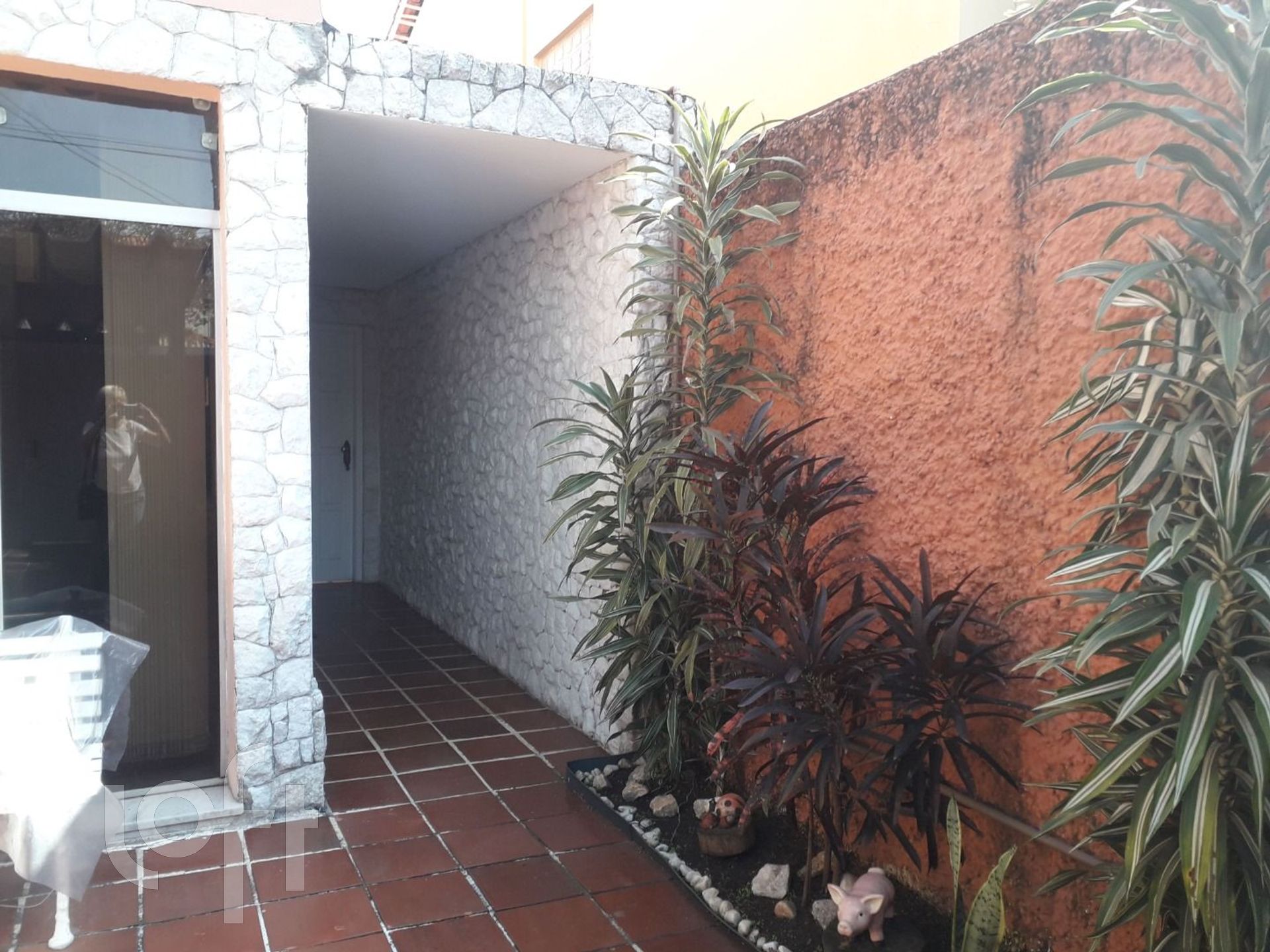 Casa à venda com 3 quartos, 199m² - Foto 4