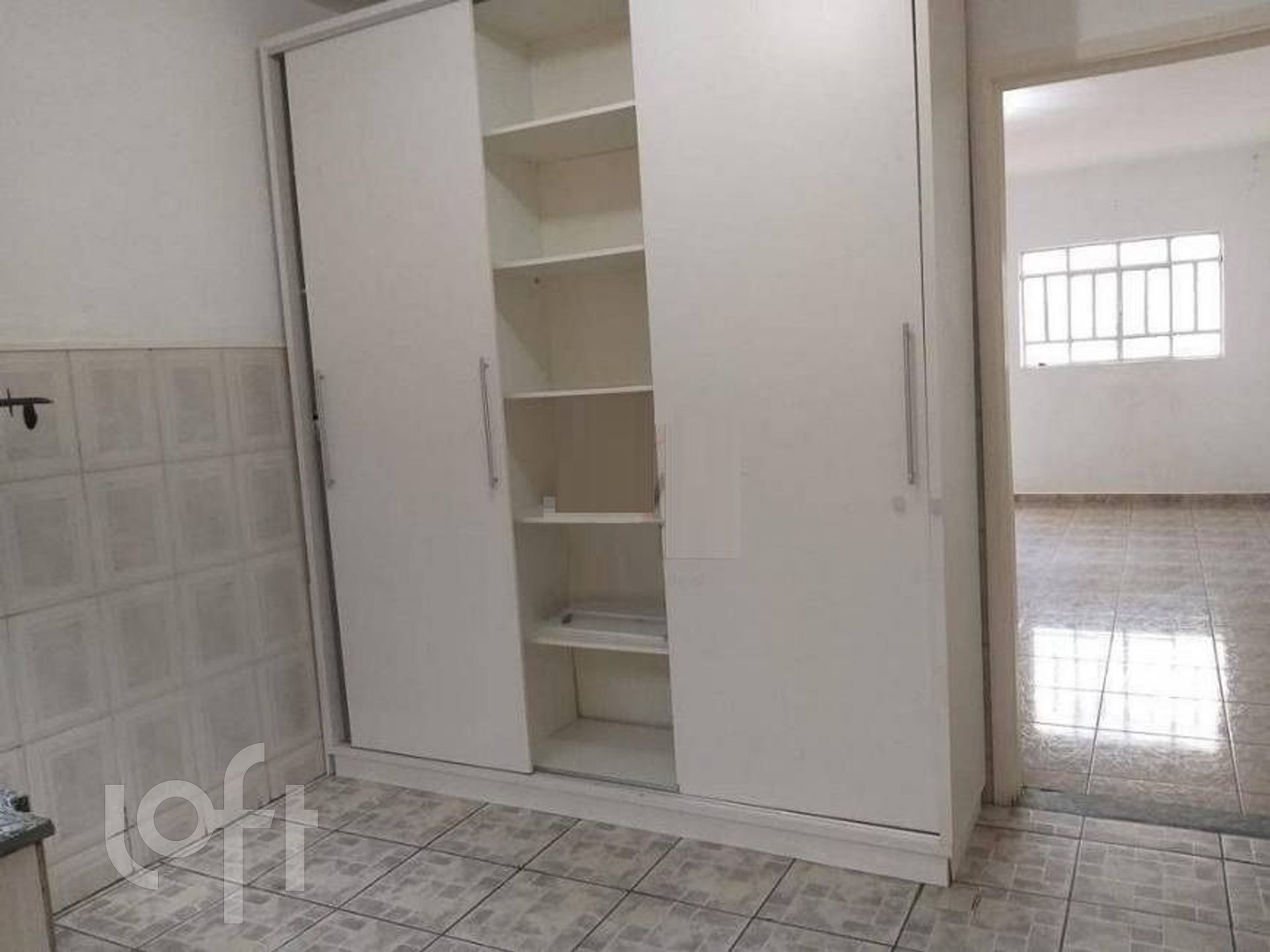 Casa à venda com 2 quartos, 90m² - Foto 9