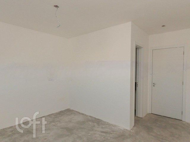 Apartamento com 123m², 3 dormitórios, 1 suíte, 2 vagas, Petrópolis em Porto Alegre