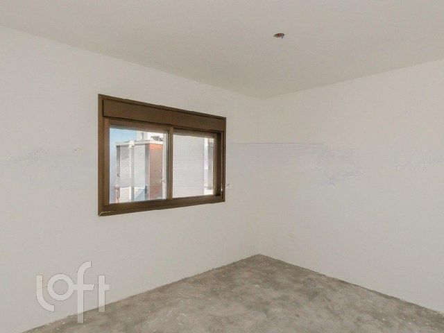 Apartamento com 123m², 3 dormitórios, 1 suíte, 2 vagas, Petrópolis em Porto Alegre