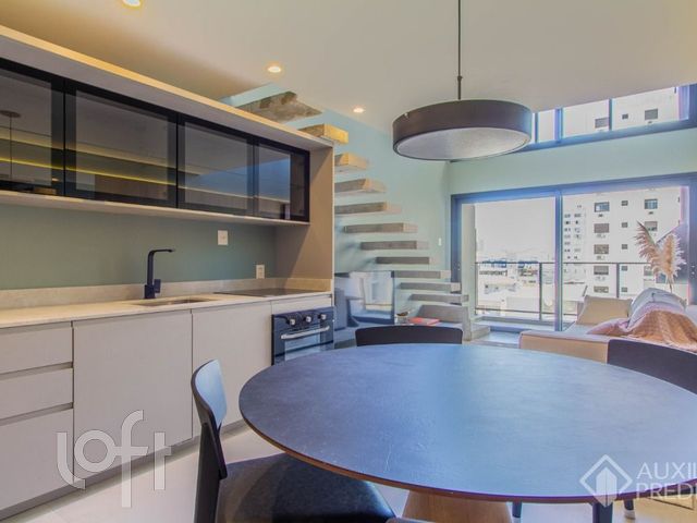 Apartamento com 50m², 1 dormitório, 1 suíte, Rio Branco em Porto Alegre