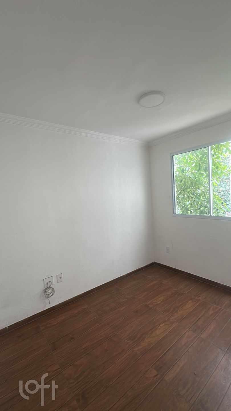 Apartamento à venda com 2 quartos, 42m² - Foto 5