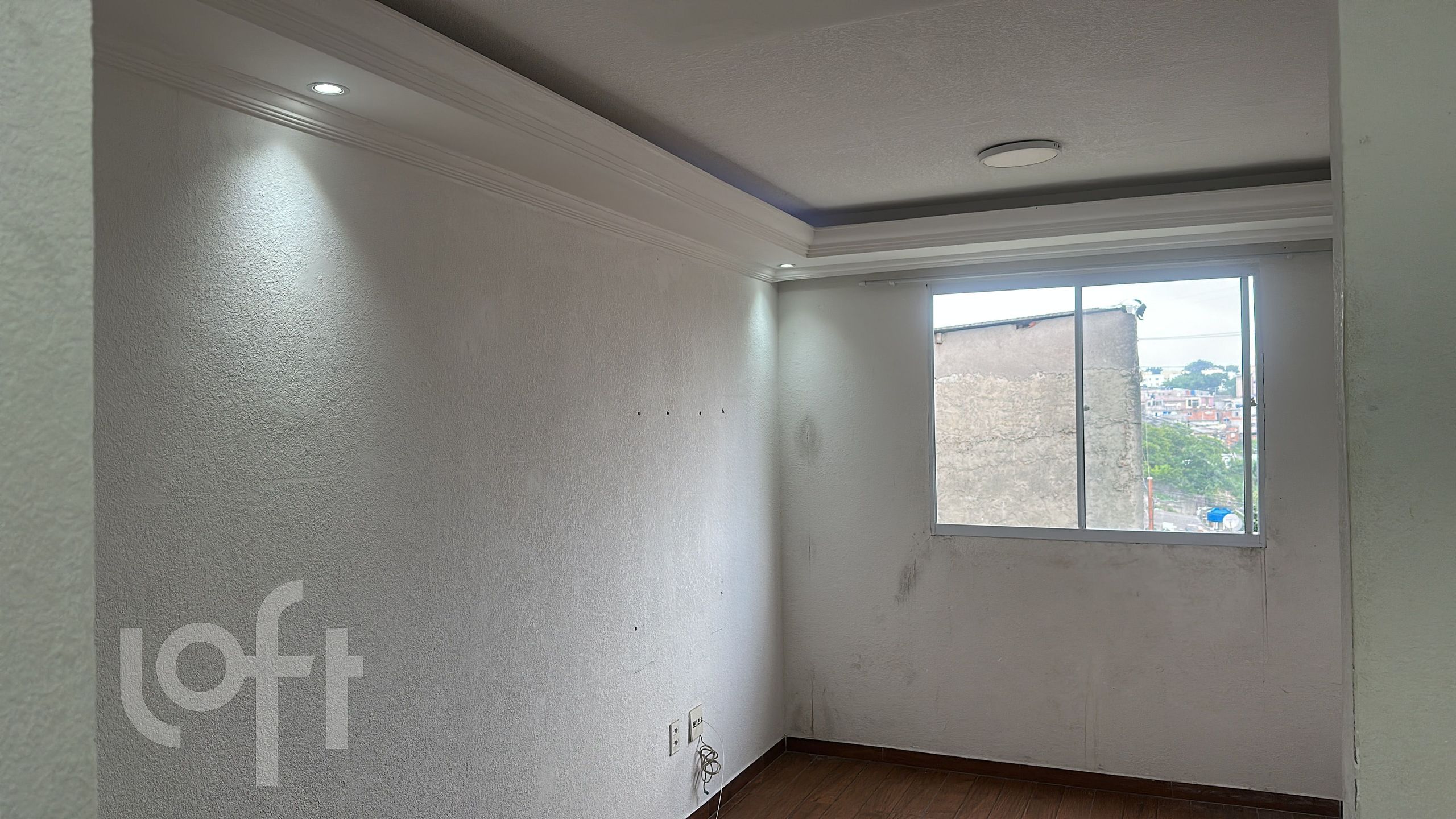 Apartamento à venda com 2 quartos, 42m² - Foto 2