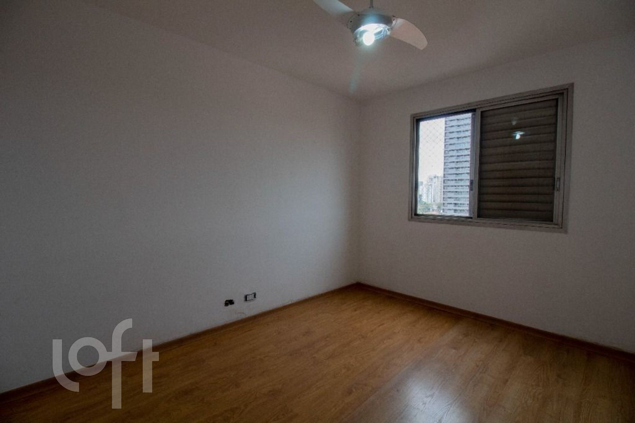 Apartamento à venda com 2 quartos, 80m² - Foto 19