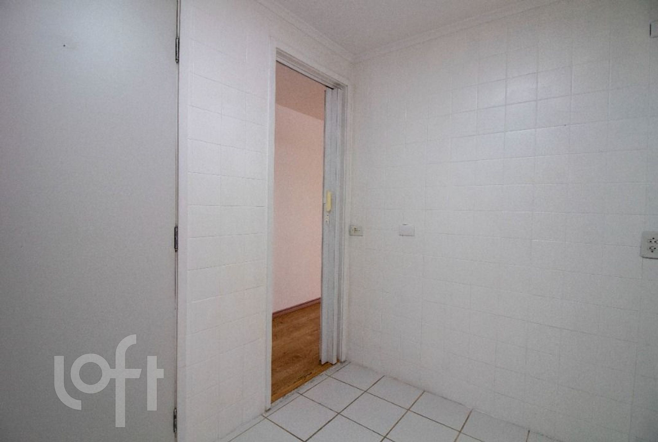 Apartamento à venda com 2 quartos, 80m² - Foto 28