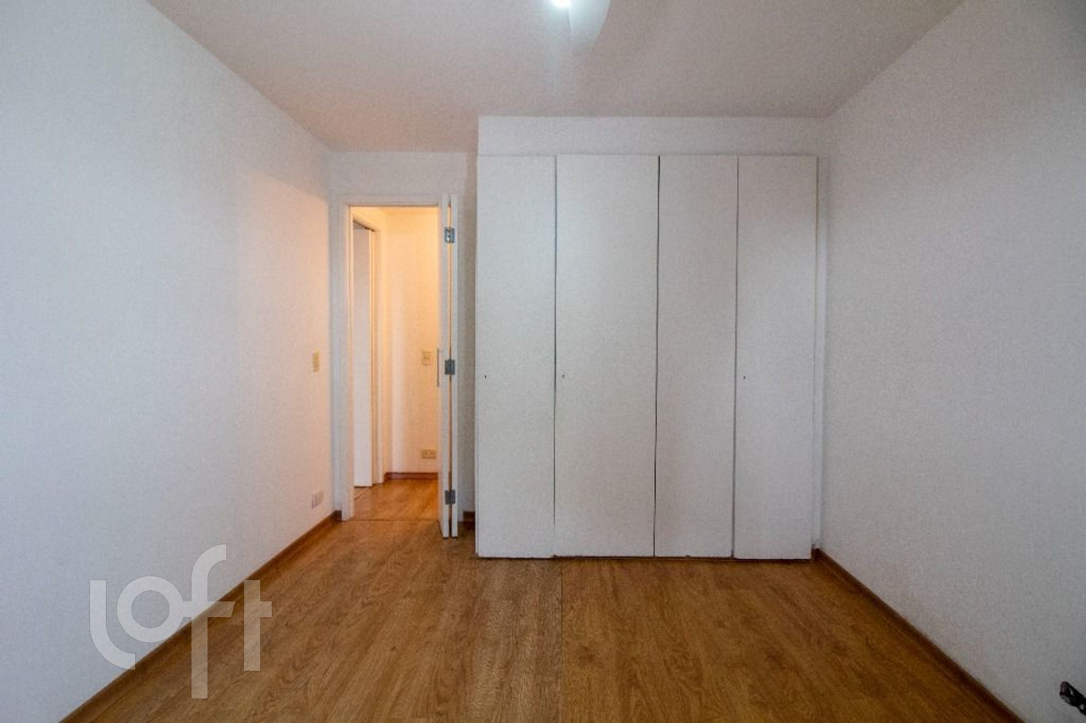 Apartamento à venda com 2 quartos, 80m² - Foto 25