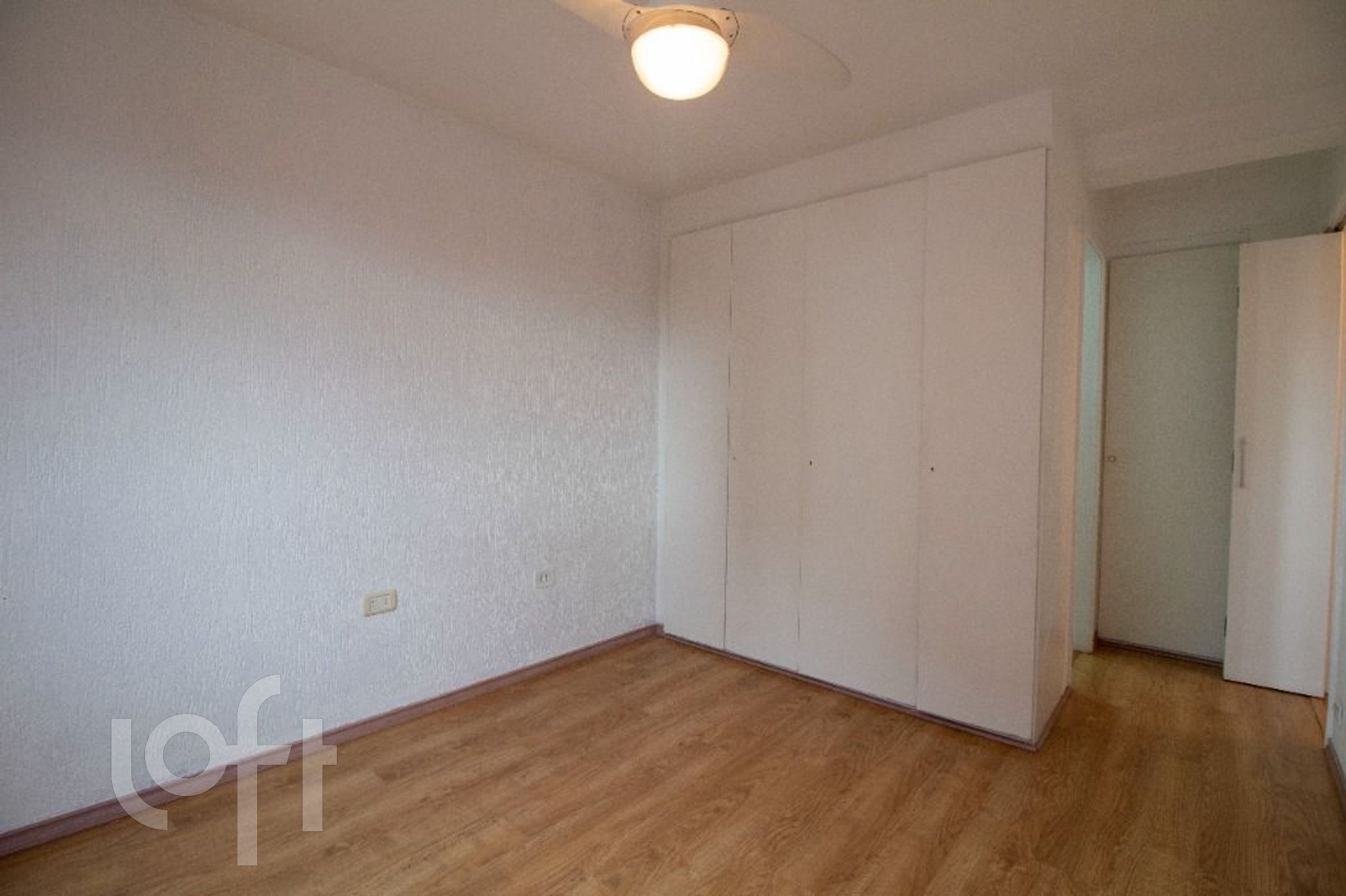 Apartamento à venda com 2 quartos, 80m² - Foto 24