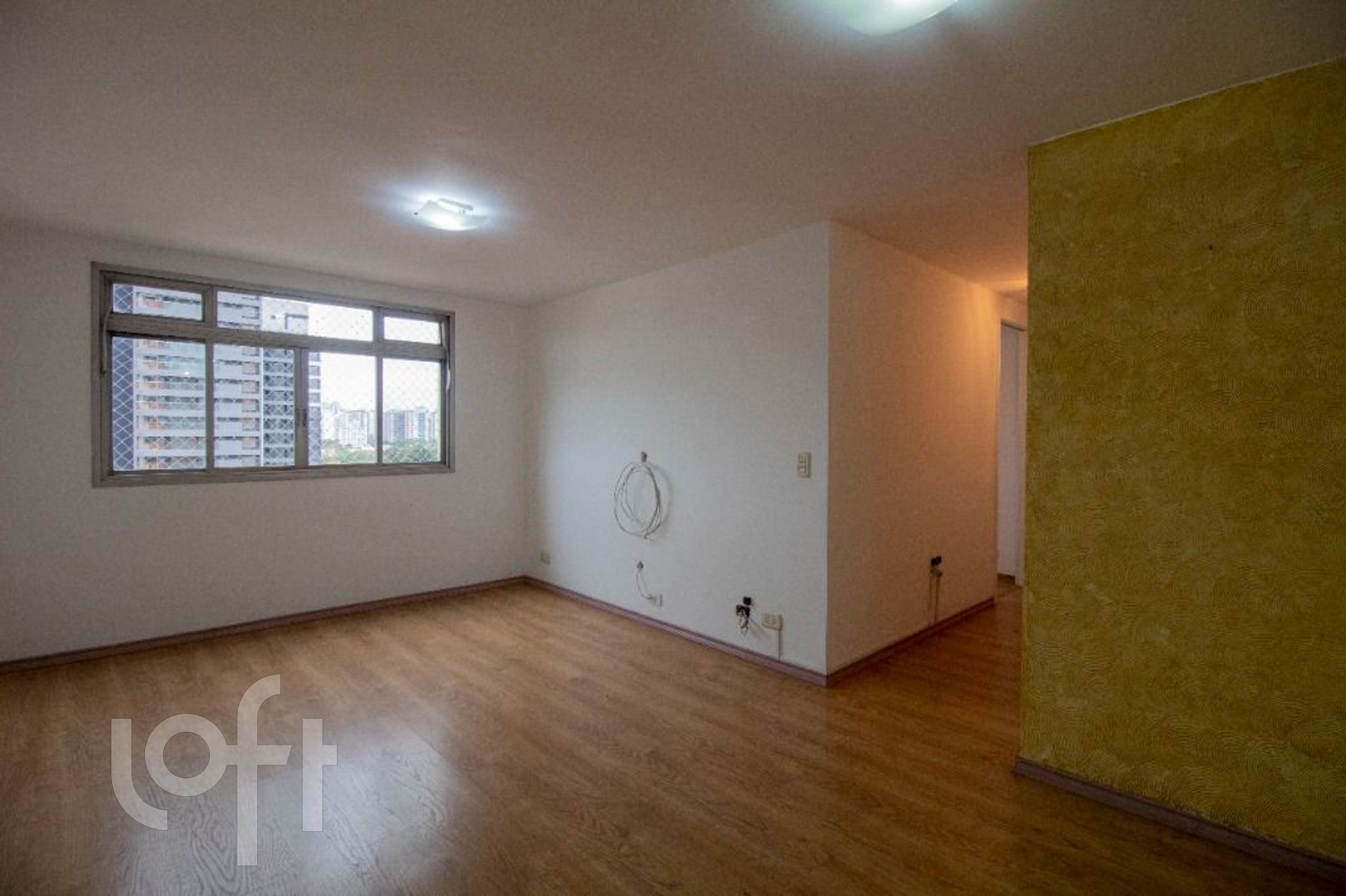 Apartamento à venda com 2 quartos, 80m² - Foto 1