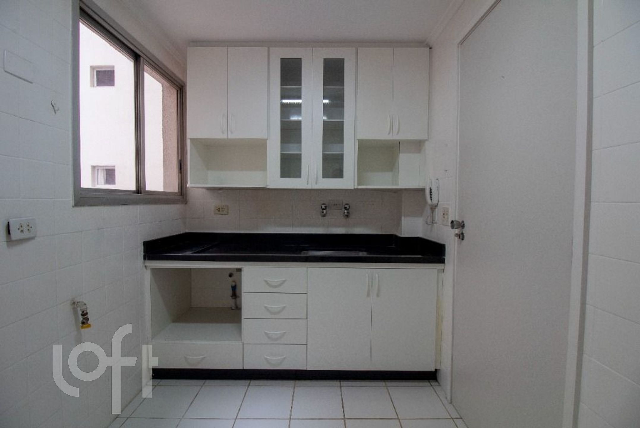 Apartamento à venda com 2 quartos, 80m² - Foto 17