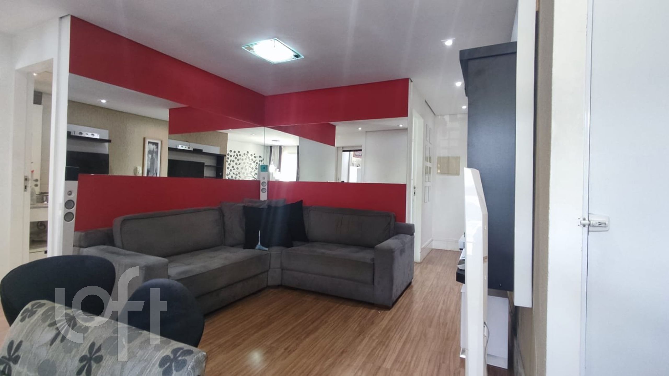 Apartamento à venda com 2 quartos, 65m² - Foto 1