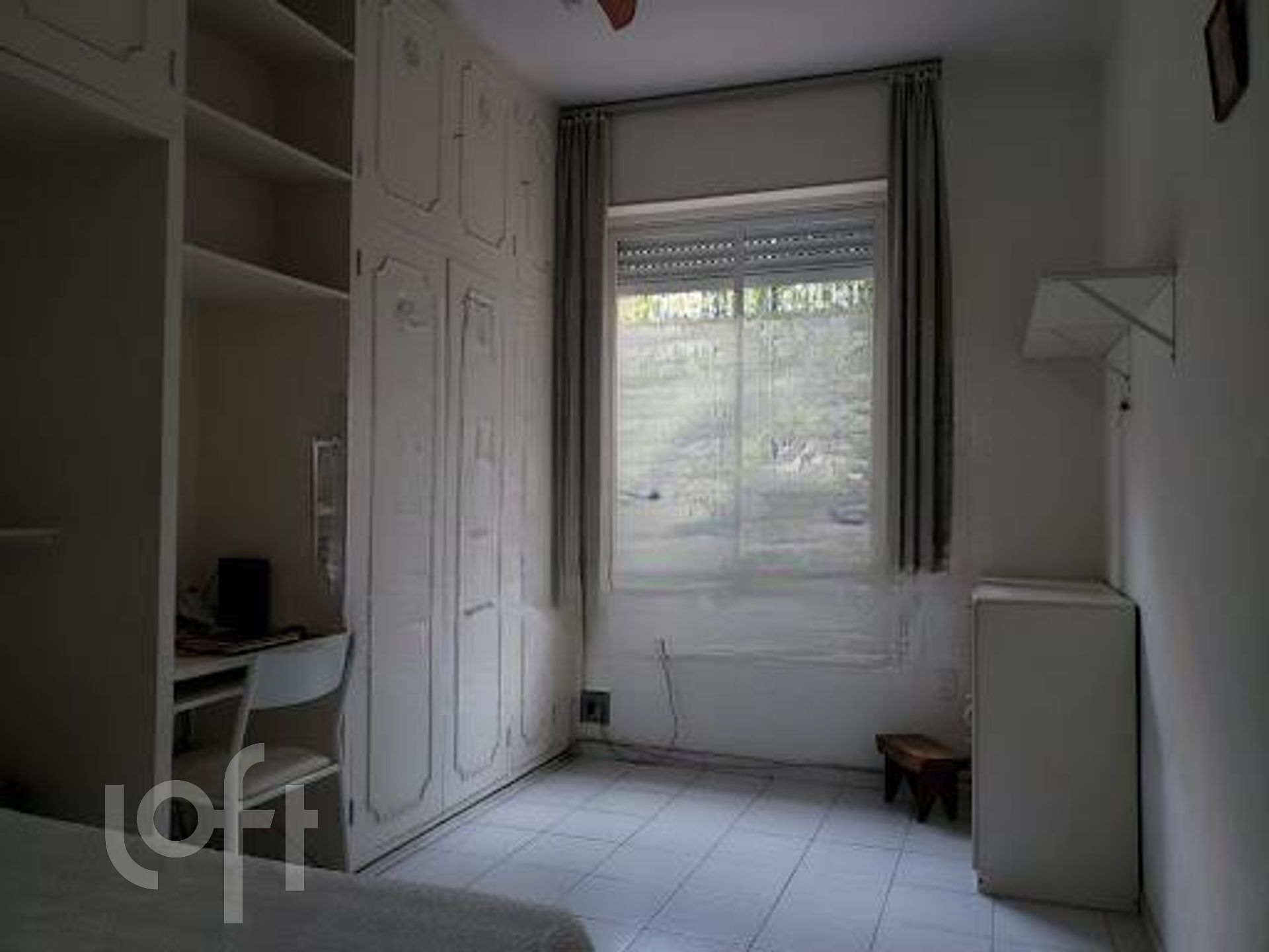 Apartamento à venda com 2 quartos, 70m² - Foto 2