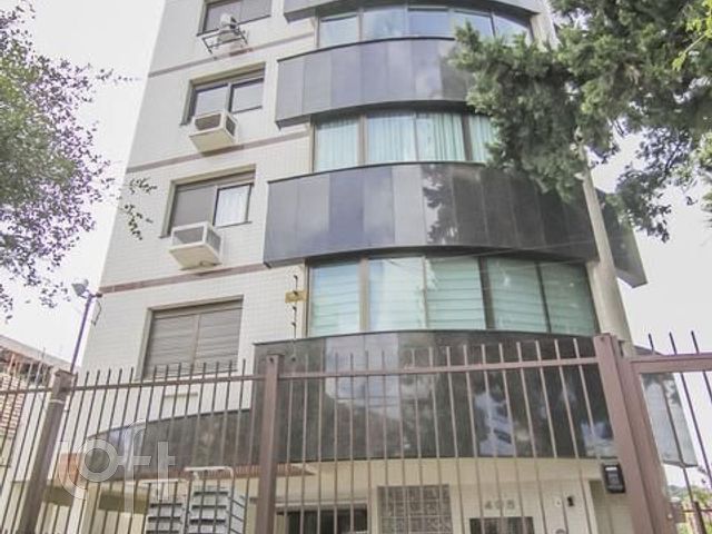 Apartamento com 85m², 2 dormitórios, 1 suíte, 2 vagas, Petrópolis em Porto Alegre