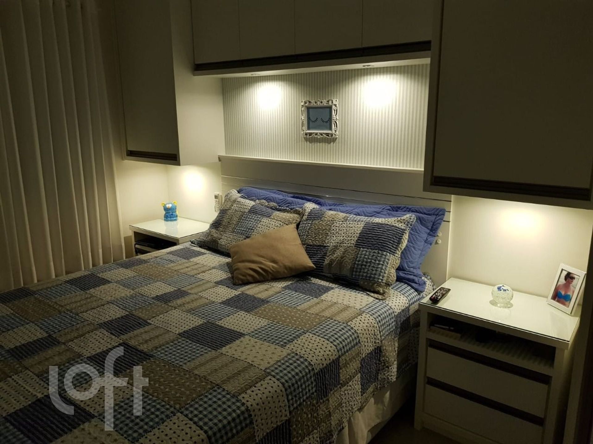 Apartamento à venda em Canasvieiras com 66 m², 2 quartos, 1 suíte, 1 vaga