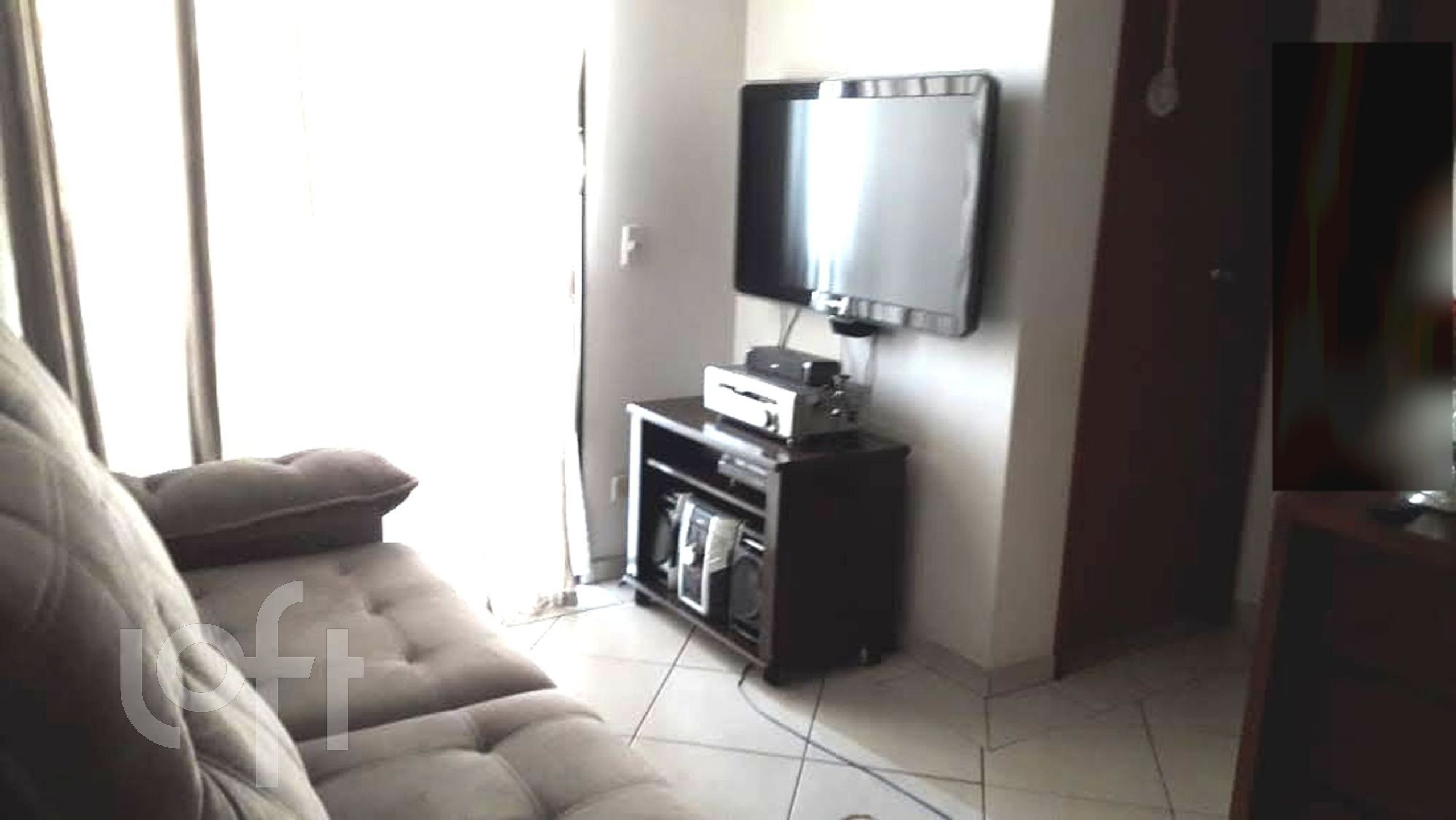 Apartamento à venda em Água Rasa com 50 m², 2 quar