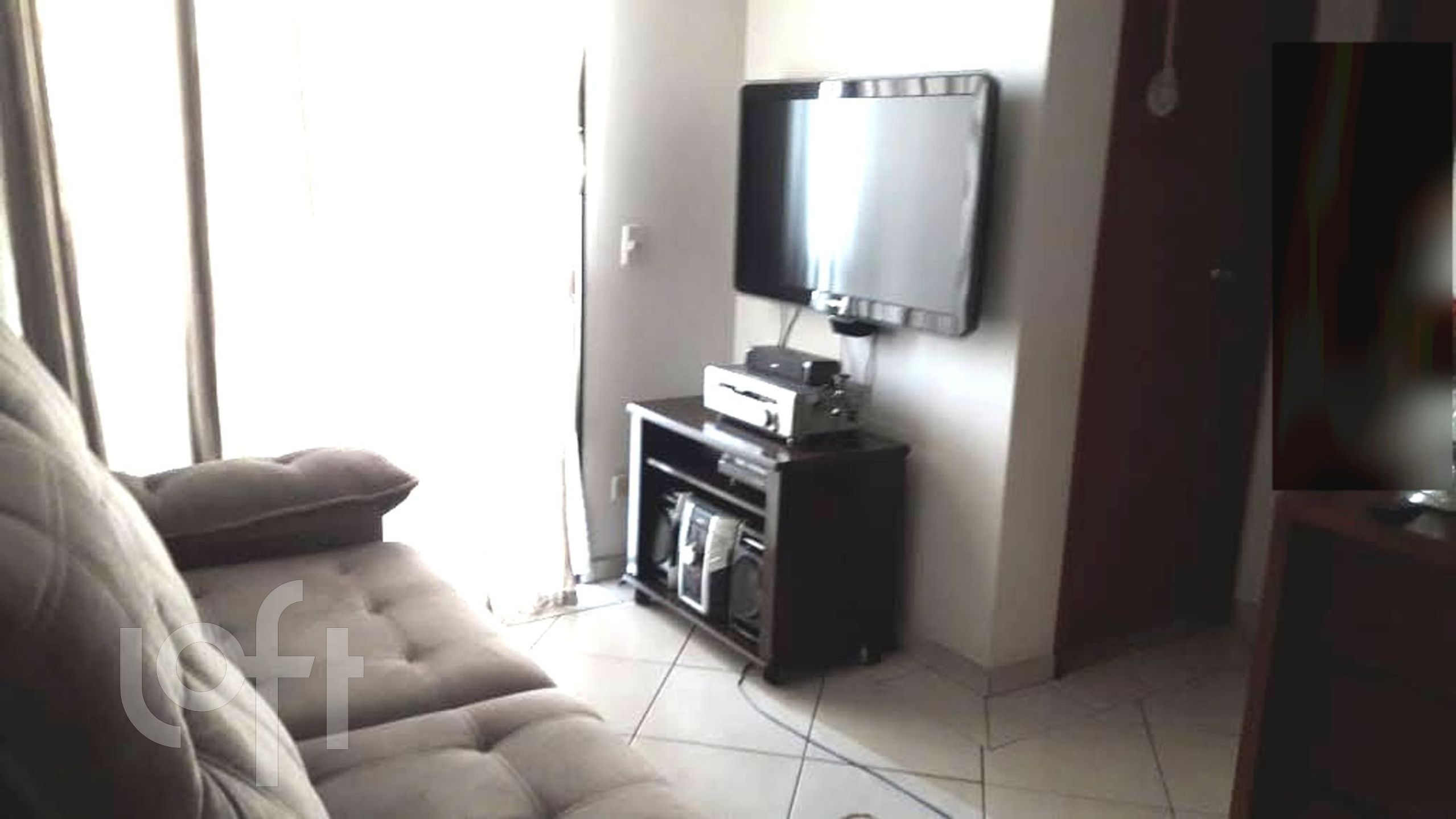 Apartamento à venda com 2 quartos, 50m² - Foto 1