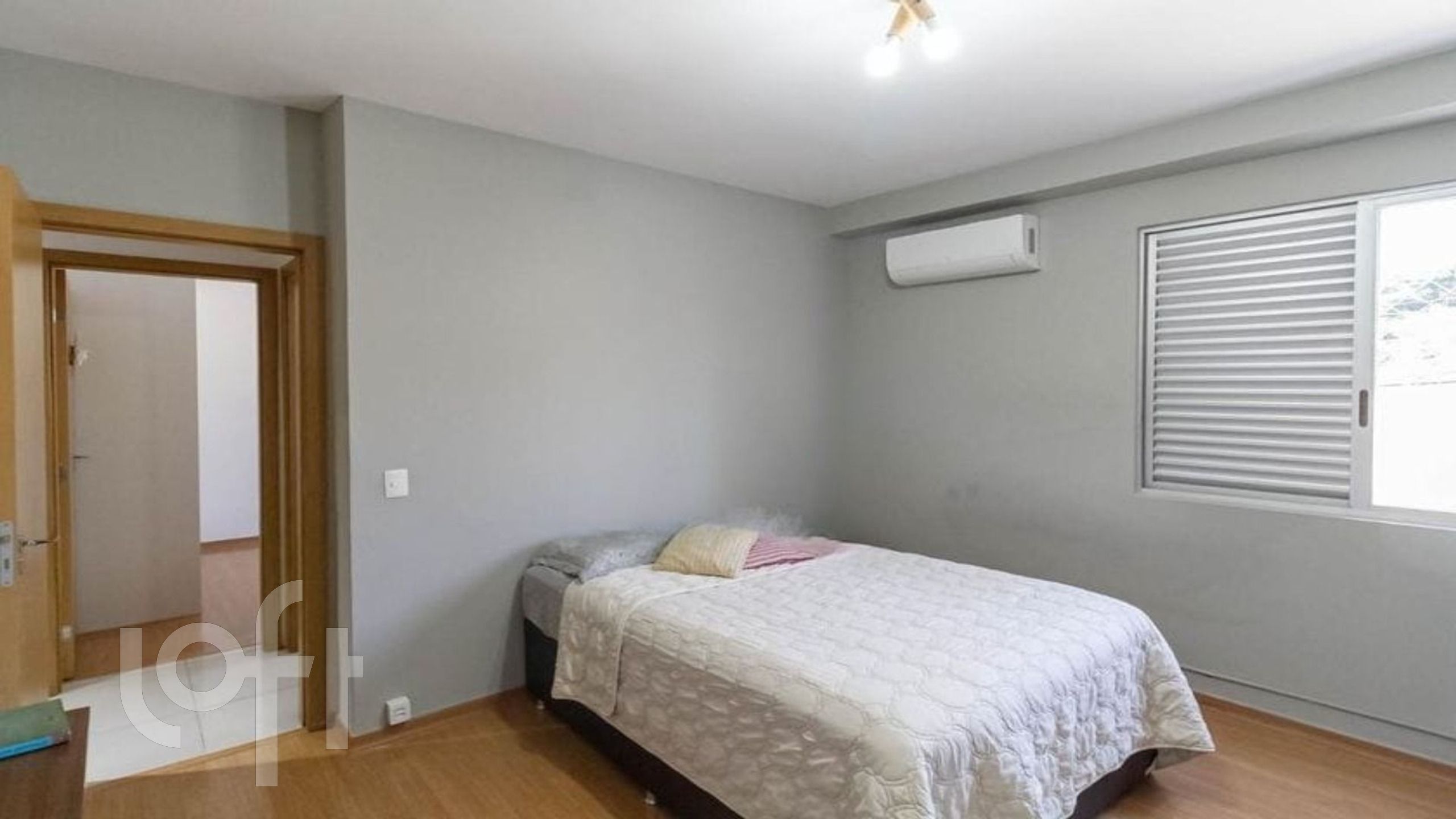 Apartamento à venda com 3 quartos, 200m² - Foto 13