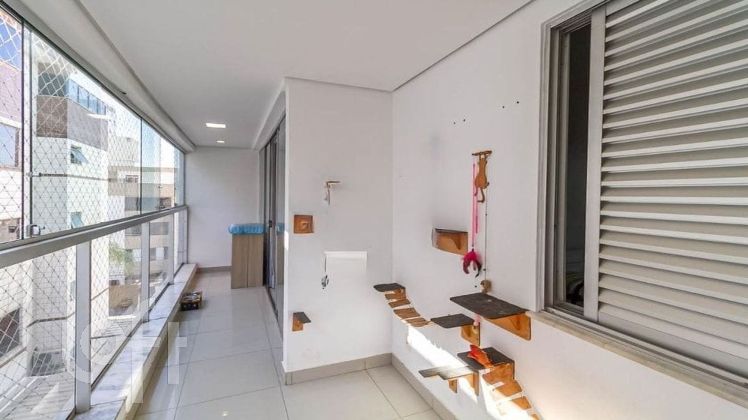 Apartamento à venda com 3 quartos, 200m² - Foto 20