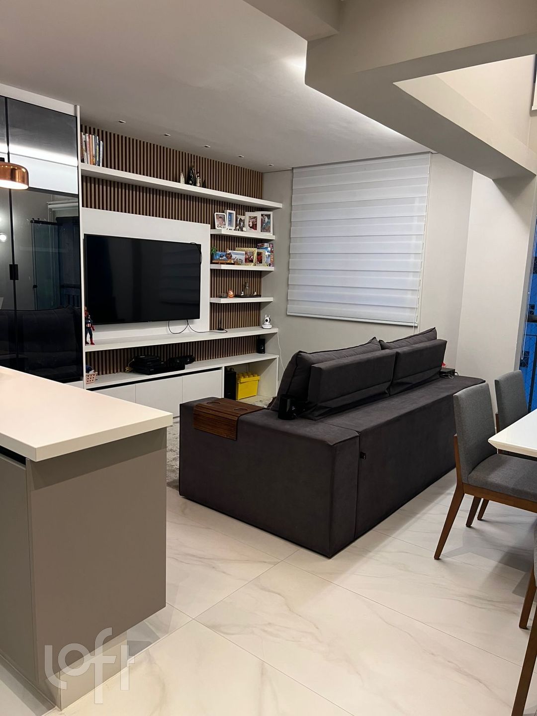 Apartamento à venda com 2 quartos, 72m² - Foto 1