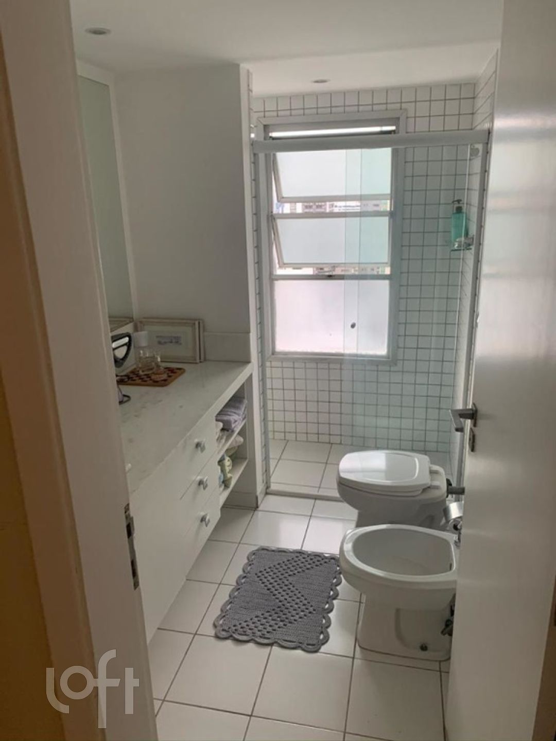 Apartamento à venda com 4 quartos, 268m² - Foto 4