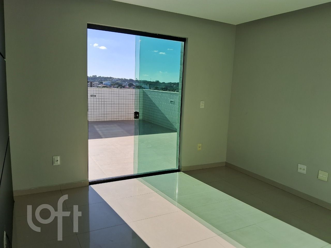 Apartamento à venda com 3 quartos, 180m² - Foto 21